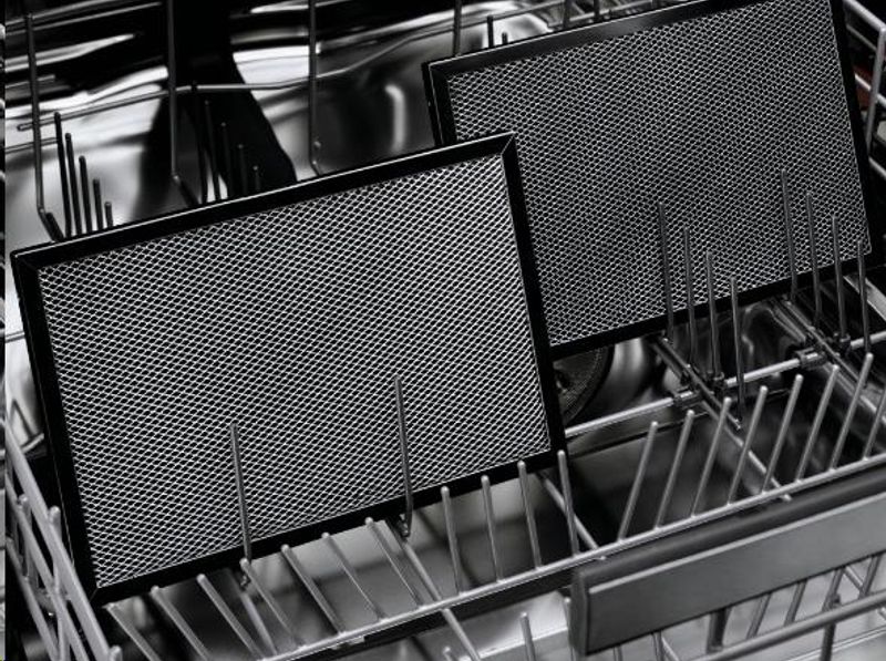 AEG CCS84751CB induksjonstopp med integrert ventilator