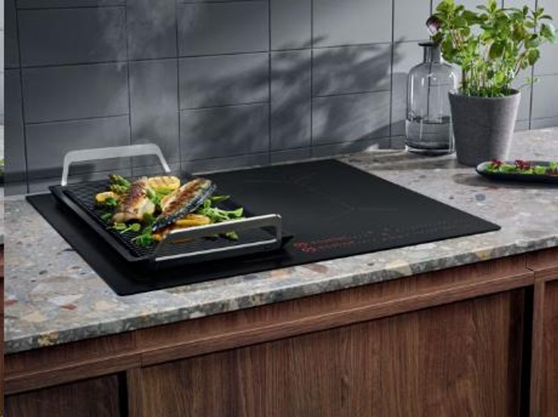 Electrolux Serie 700 SaphirMatt Induksjonstopp